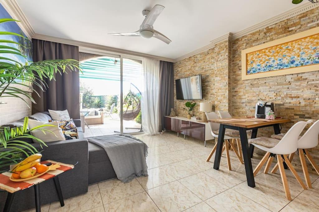 Pueblo Torviscas Sunset Harbour Private Apartment Costa Adeje  Buitenkant foto